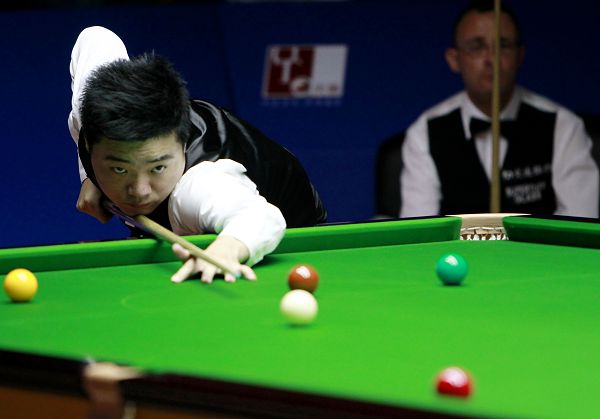 他的表现虽 他的表现虽