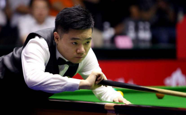 尔不仅是伟 尔不仅是伟